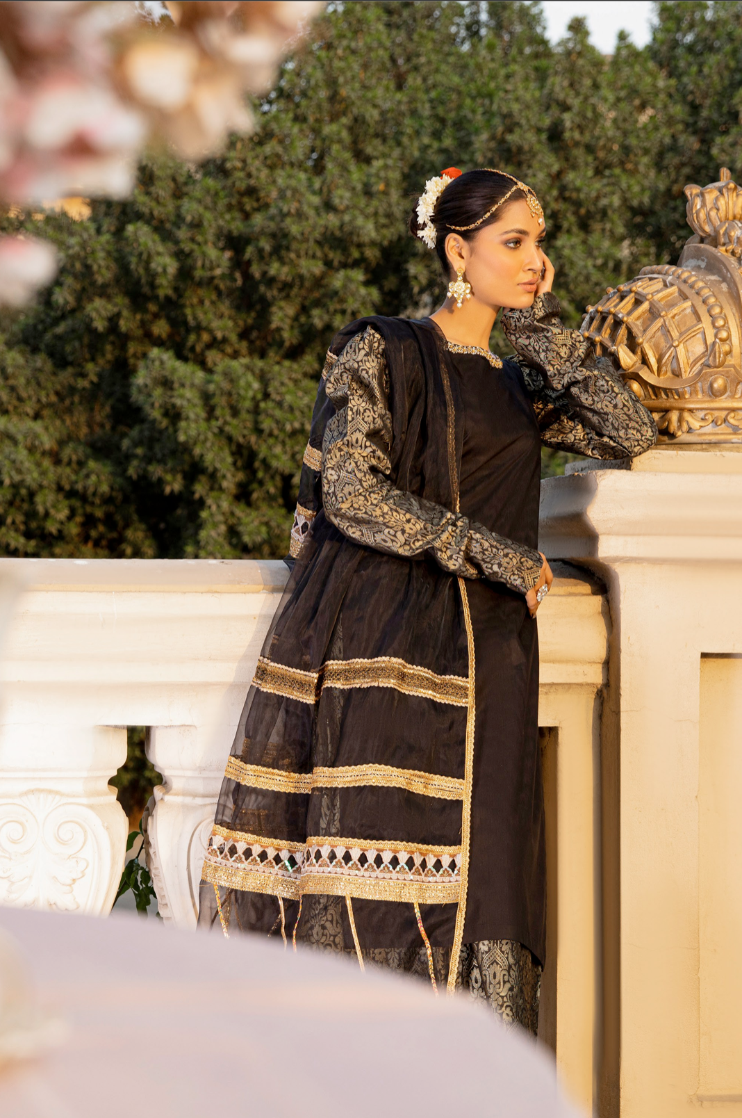 Black IVANA Luxury Ladies Suit
