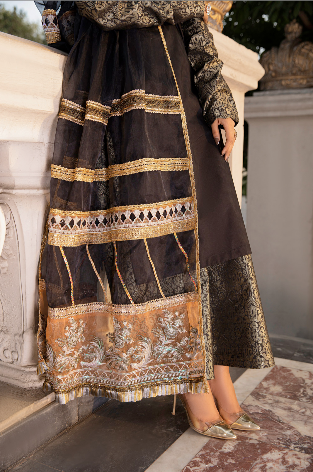 Black IVANA Luxury Ladies Suit