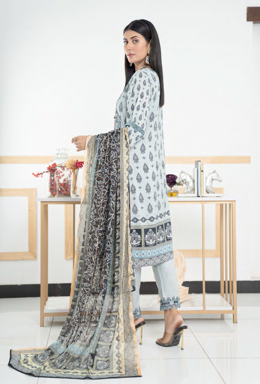 Light Blue Munira Designer Linen Ladies Suit