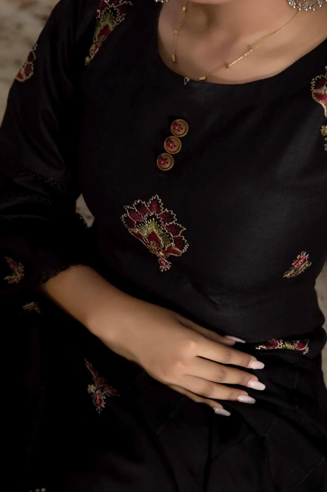 Black Umang Dhanak Ladies Suit