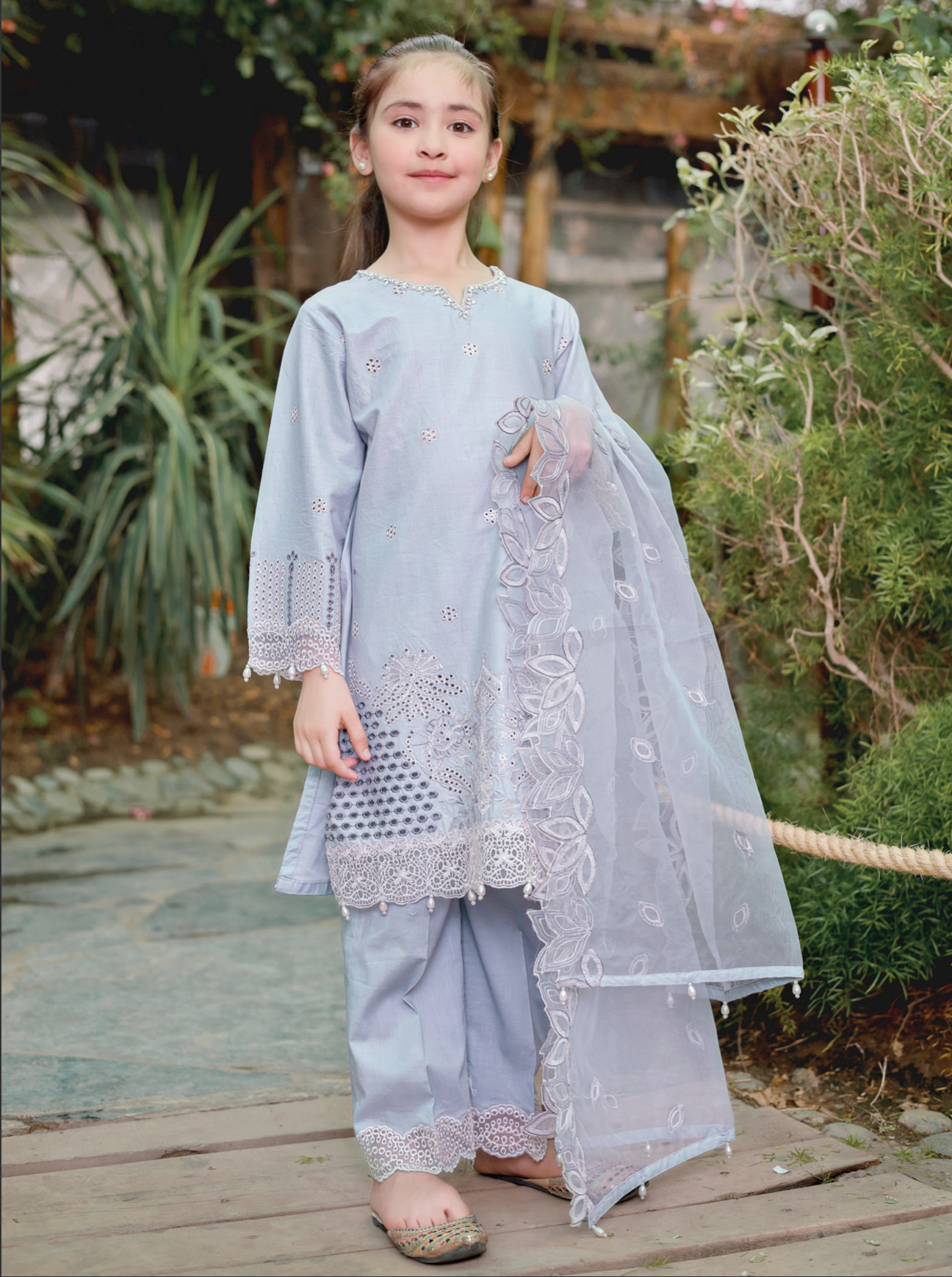 Light Lilac Luxury Lawn Girls Suit