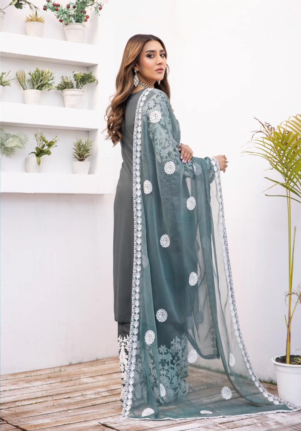 Dark Green 'Yumna Z' Linen Ladies Suit