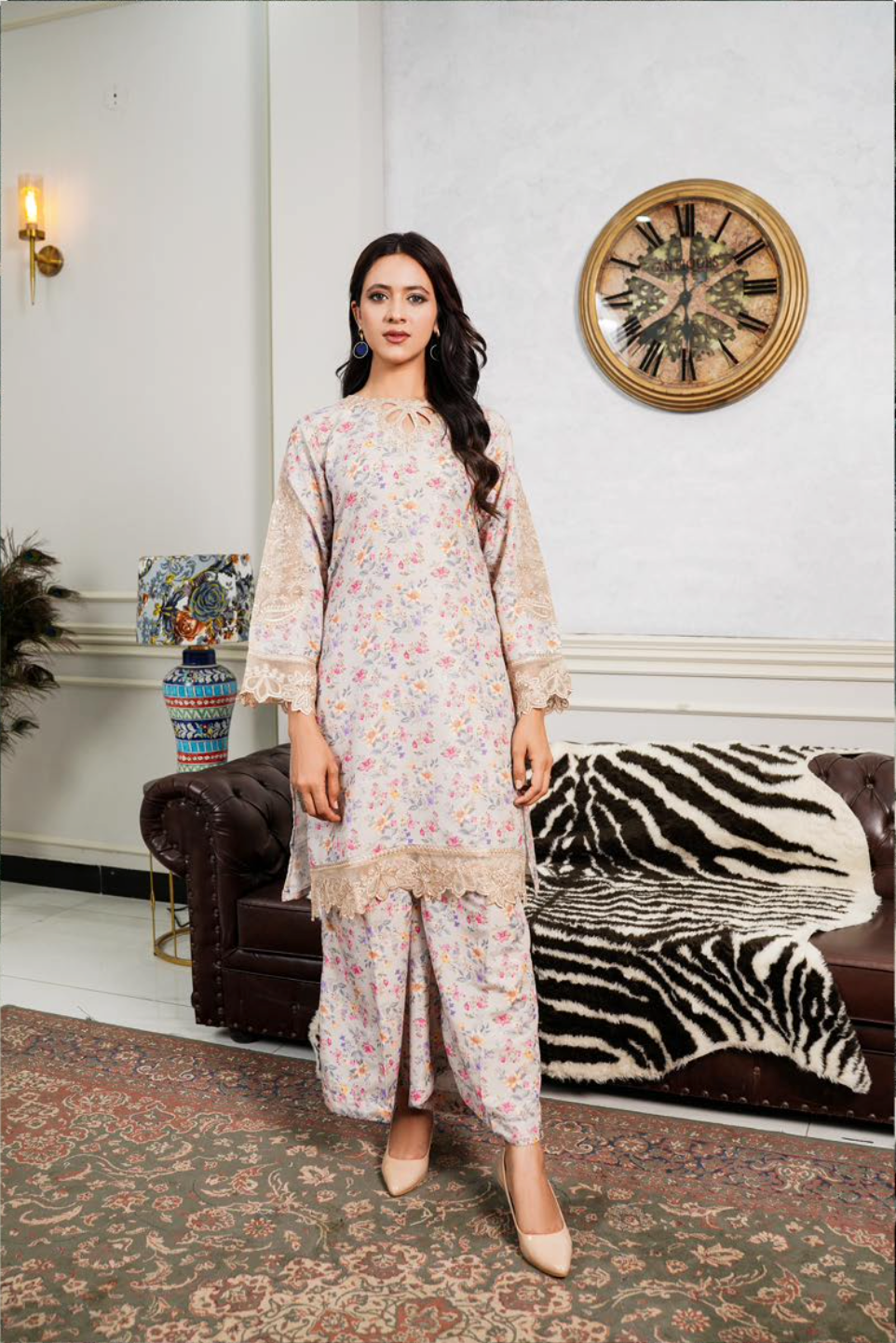 Light Grey 'Ethnic Co-ord' Lawn Ladies Suit