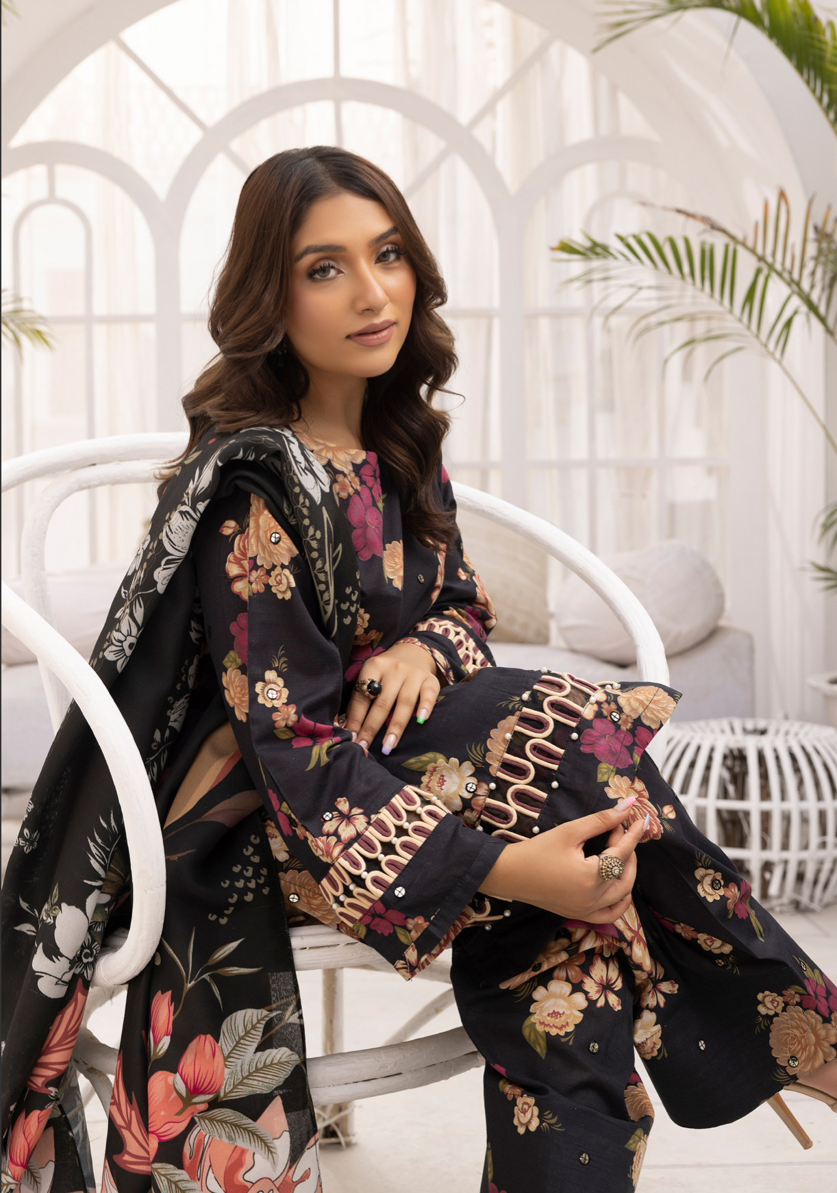 Black 'Bliss' Khaddar Ladies Suit