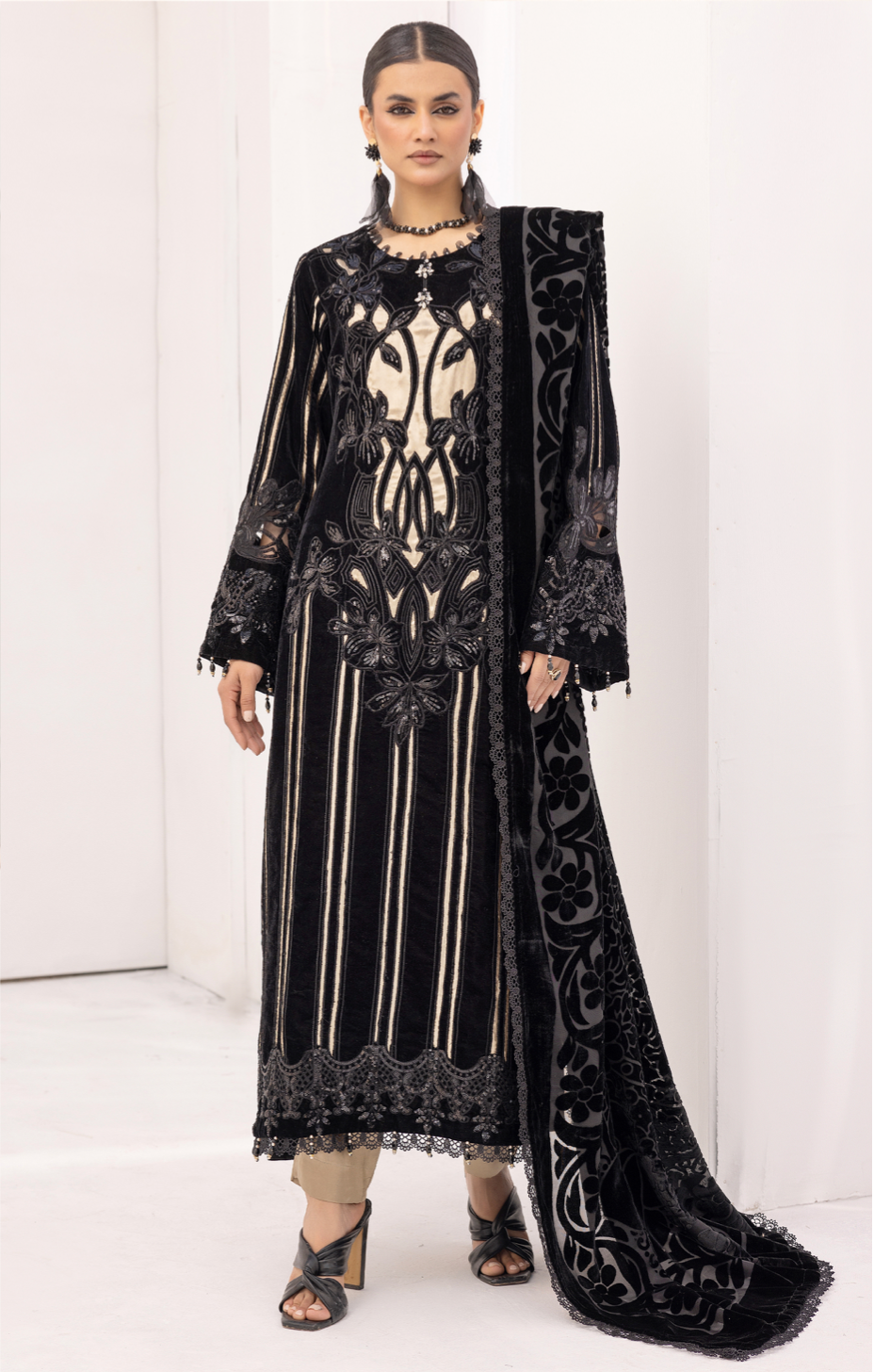 Black and Gold Maria B Design Velvet Ladies Suit