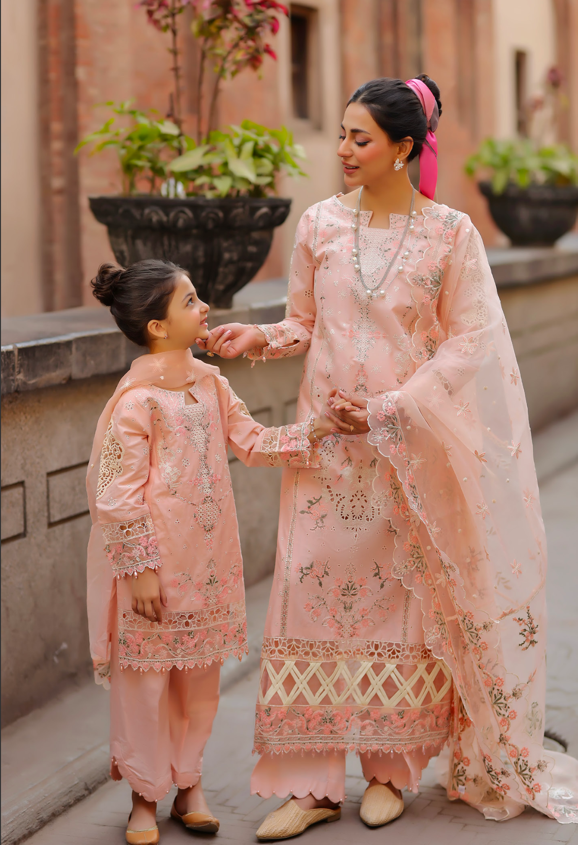 Nude Pink 'Bazar Kahani' Cotton Ladies Suit