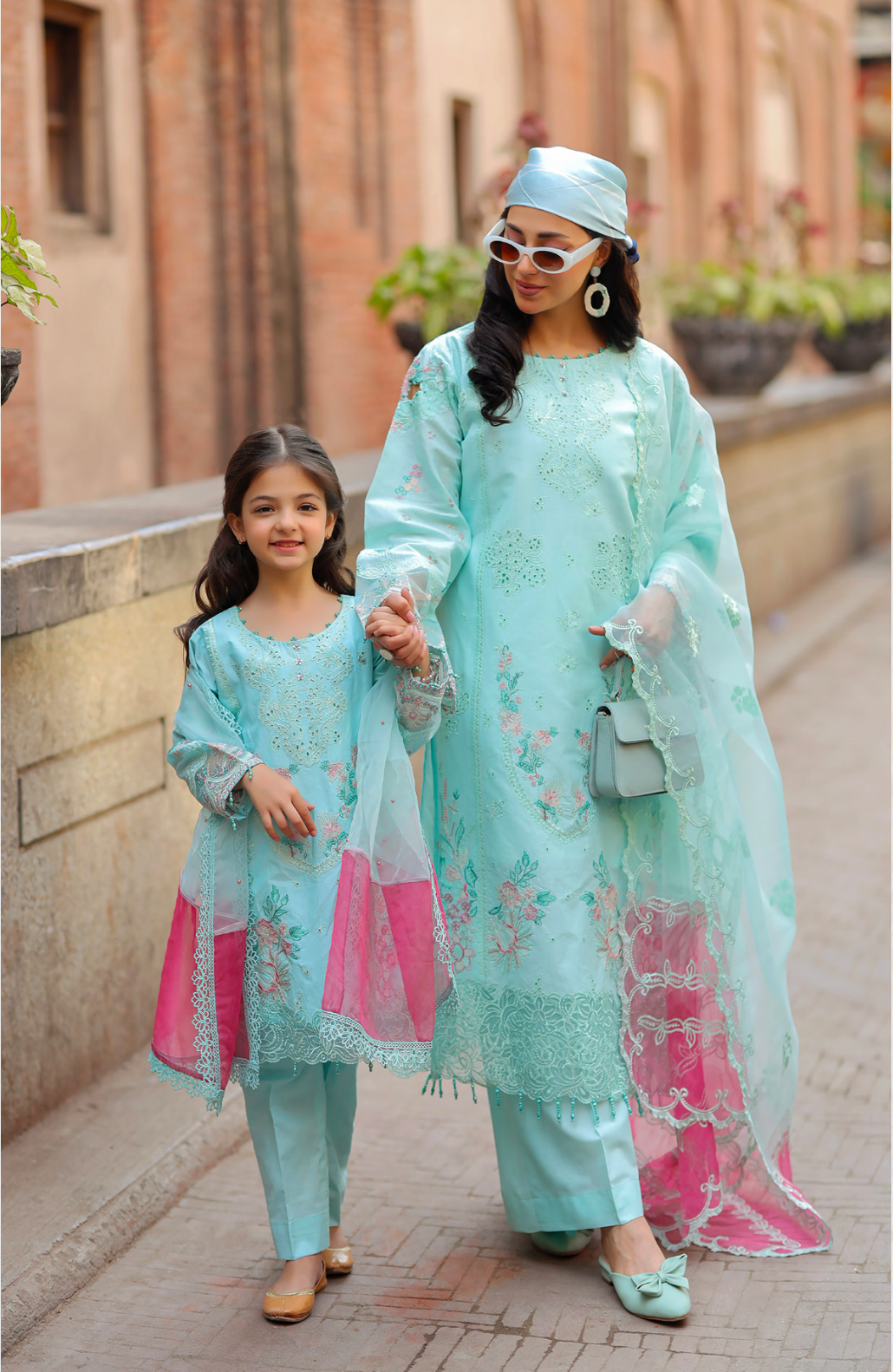 Light Teal Blue 'Bazar Kahani' Cotton Girls Suit
