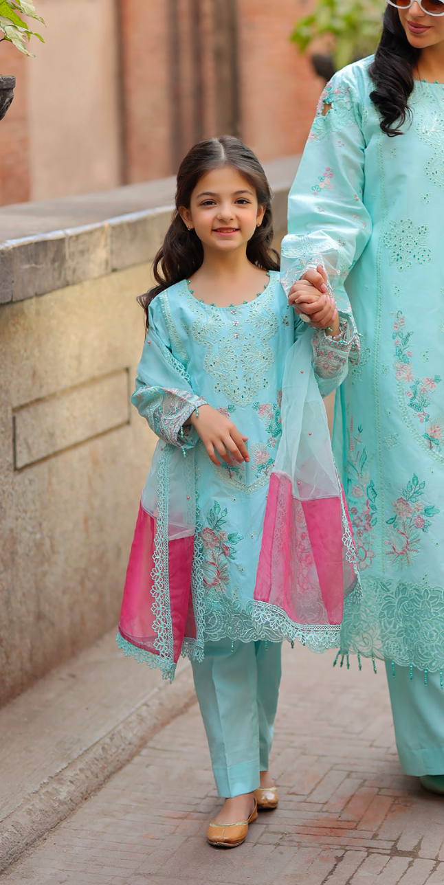 Light Teal Blue 'Bazar Kahani' Cotton Girls Suit
