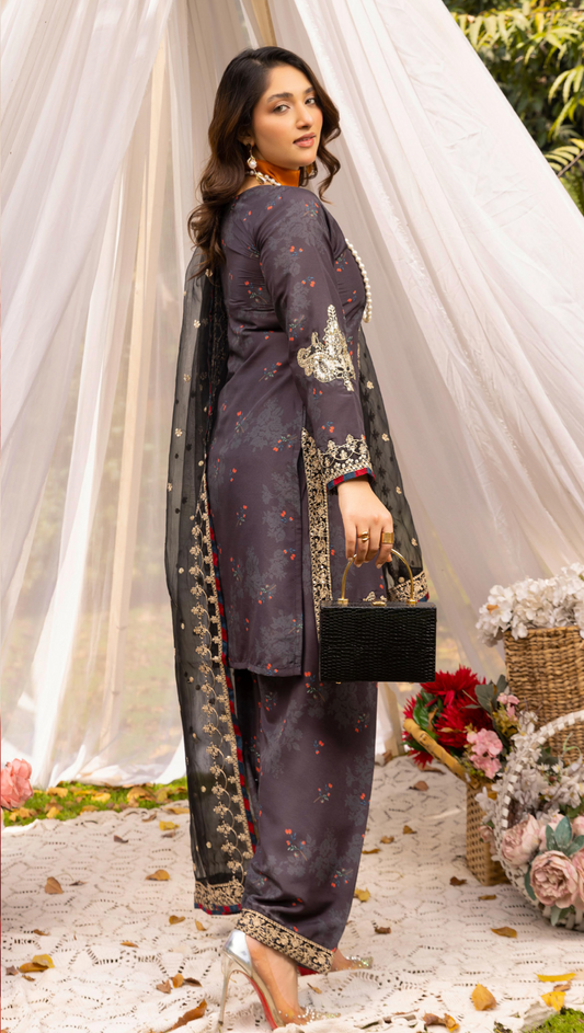 Black 'Daisy' Viscose Ladies Suit