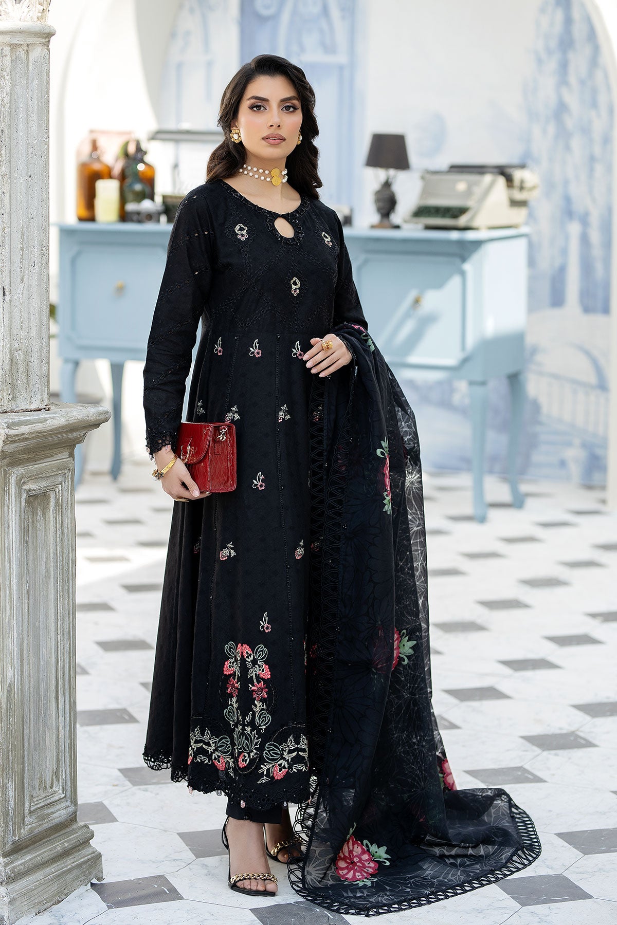 Black Jacquard Lawn Ladies Suit