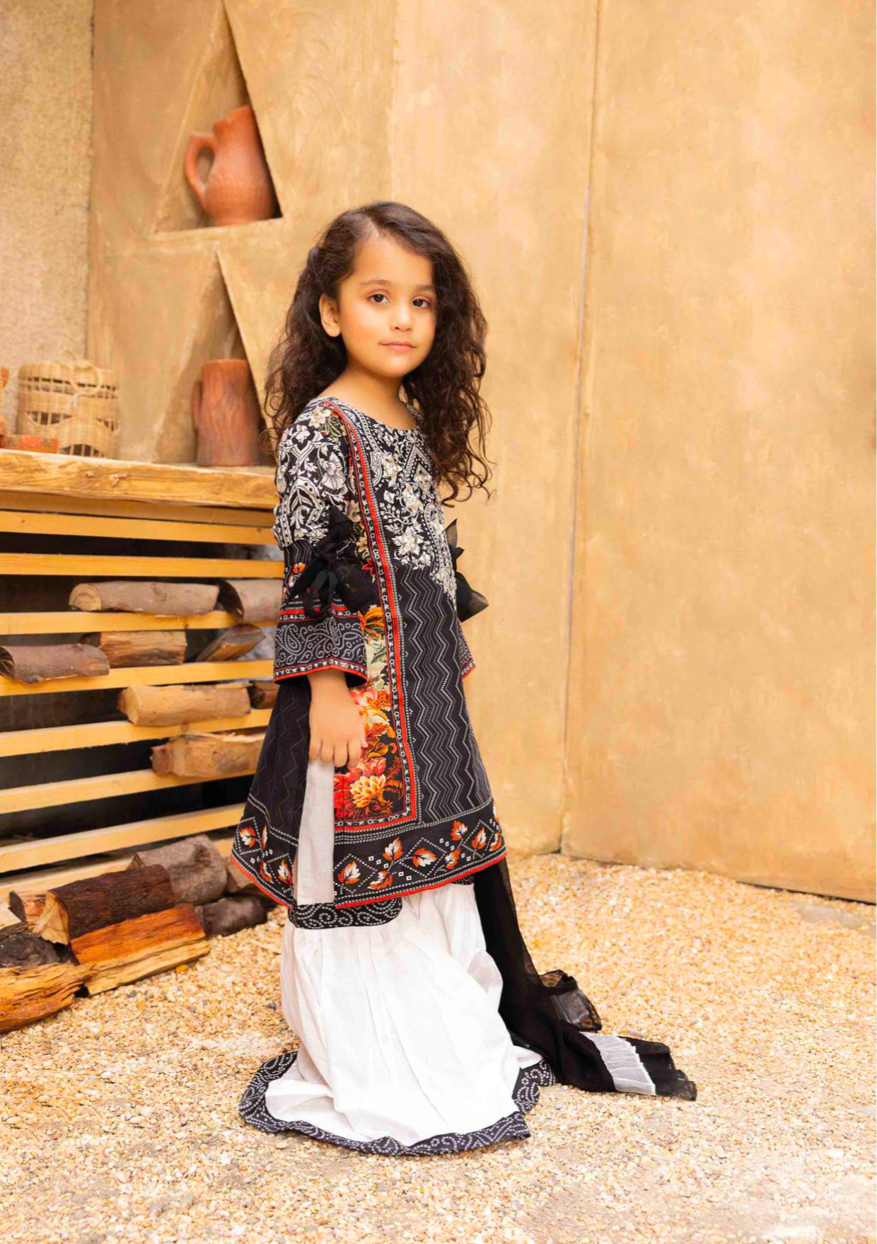 Black and White Muskari Gharara Lawn Girls Suit