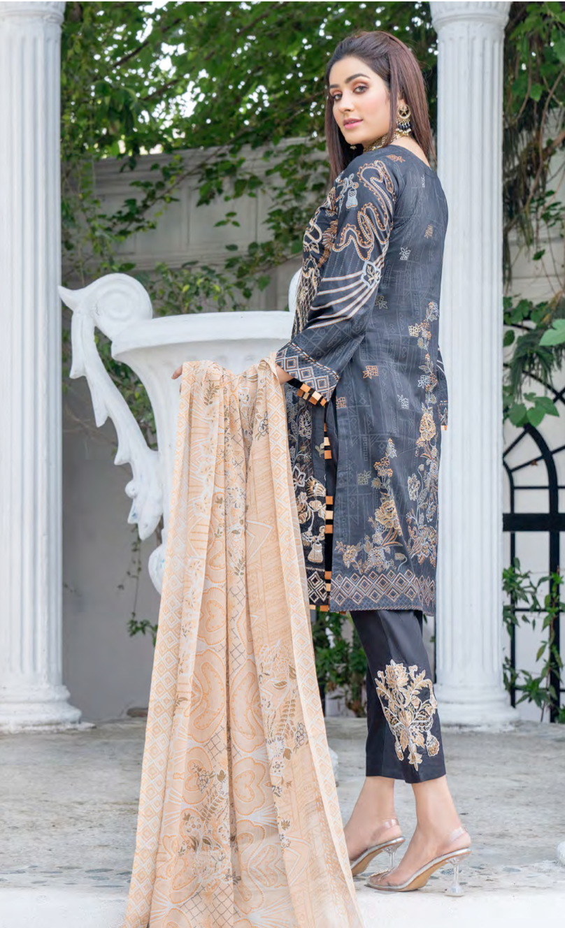 Black Munira Designer Lawn Ladies Suit