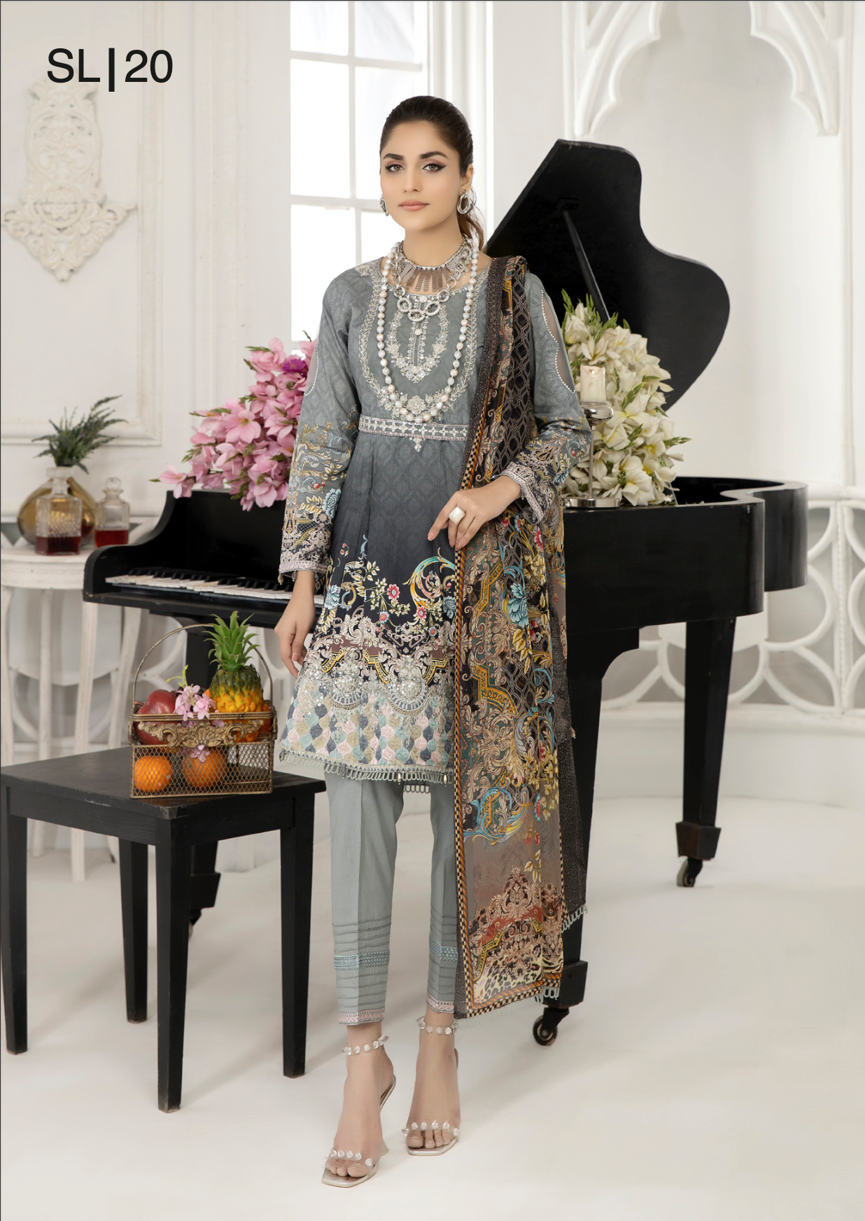 Grey Arzoo Lawn Ladies Suit