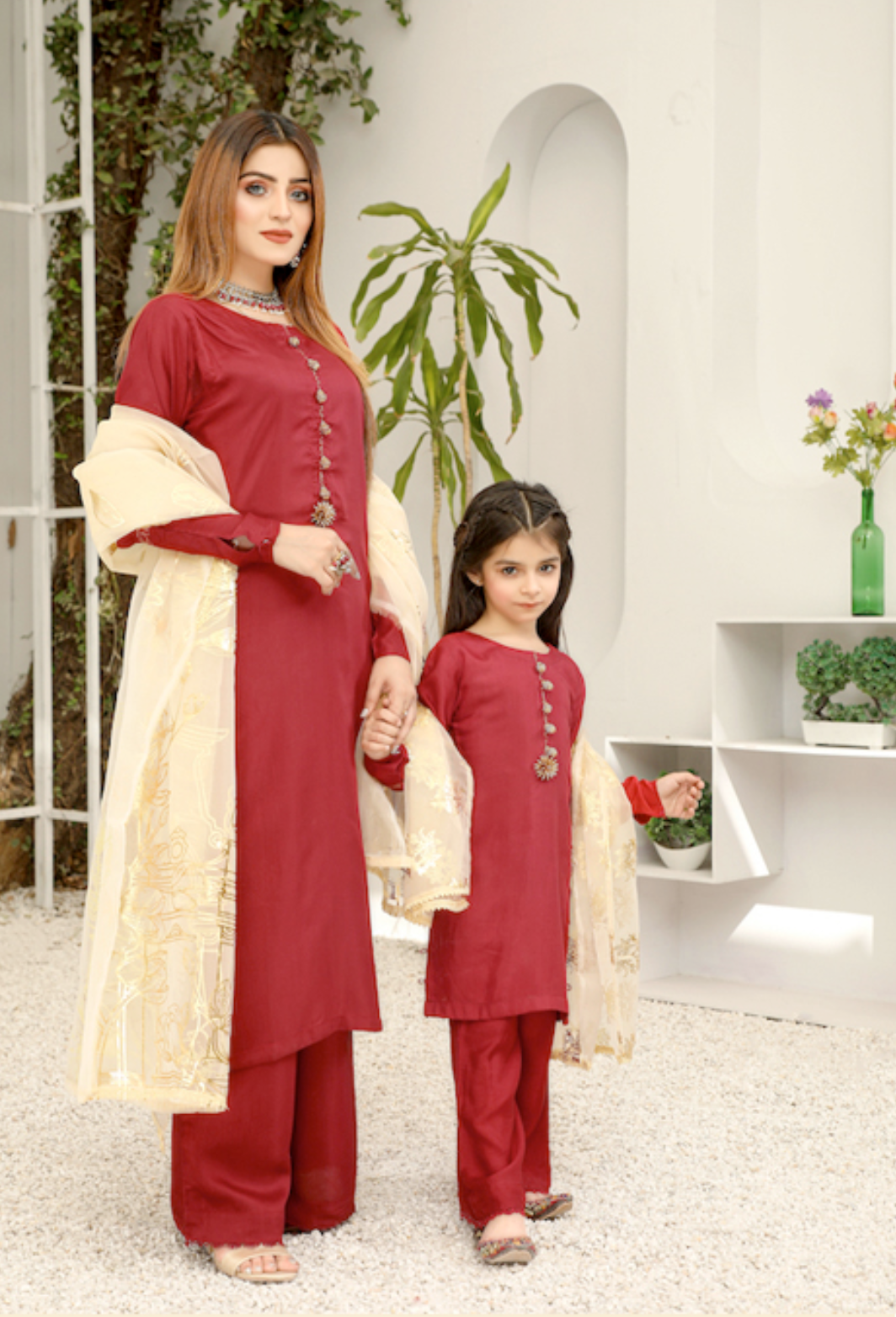 Red Rangoli Viscose Ladies Suit