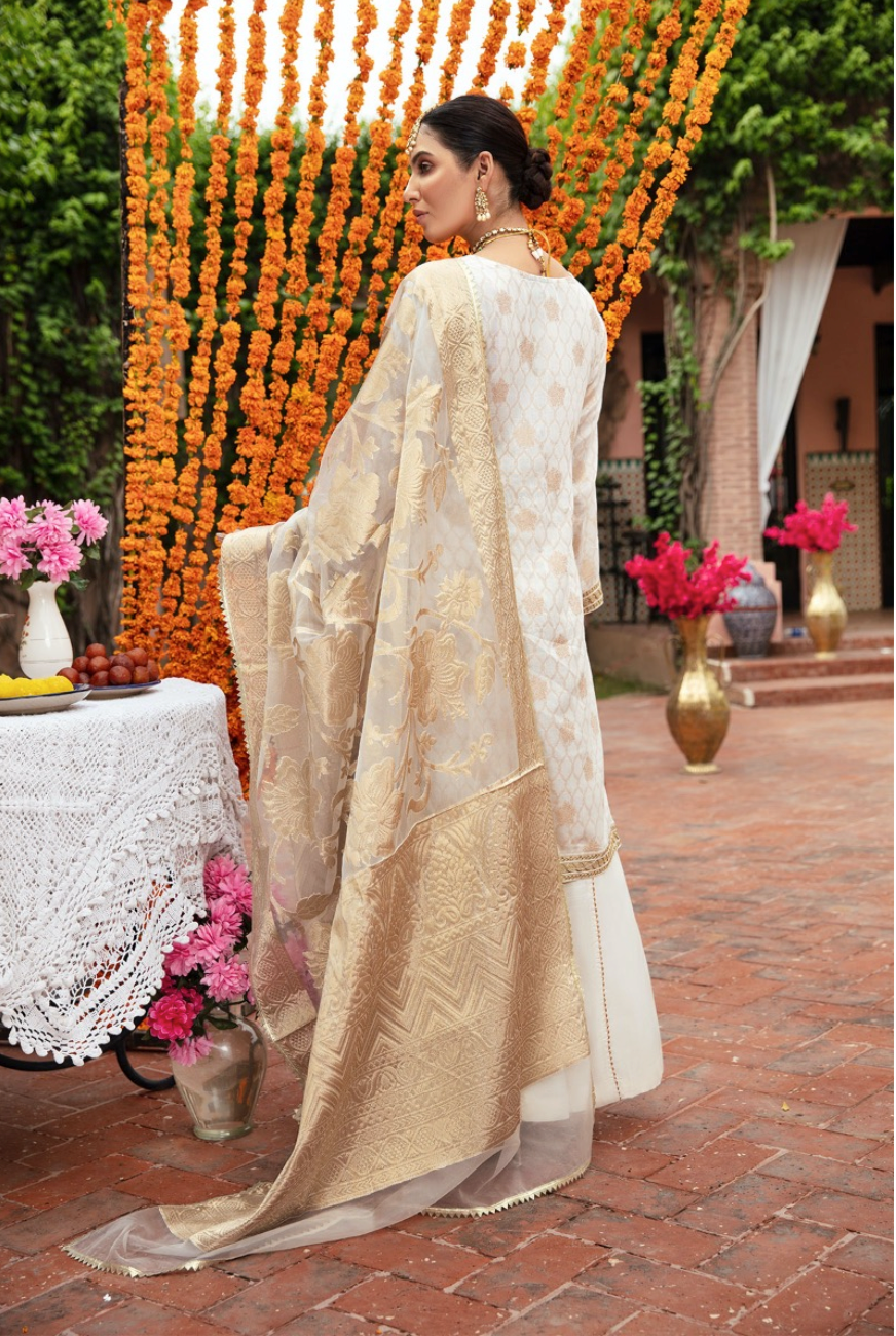 Cream and Gold IVANA Jacquard Ladies Suit