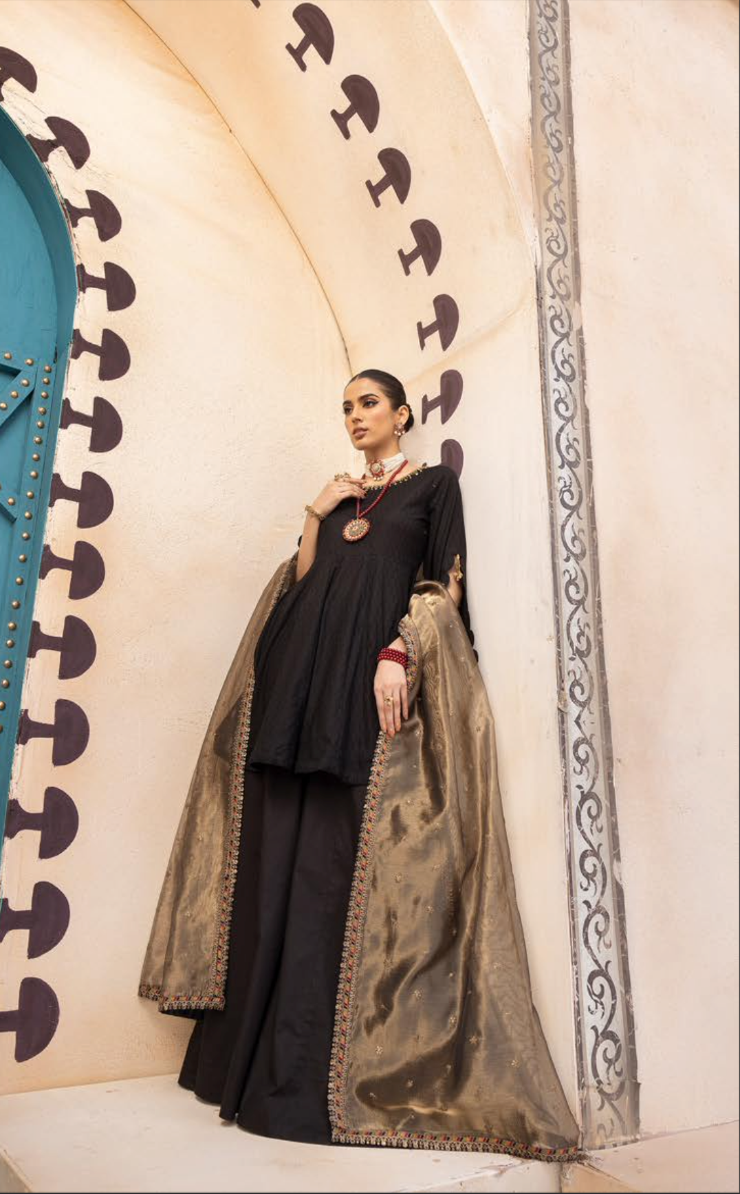 Black Mummy & Me Jacquard Sharara Ladies Suit