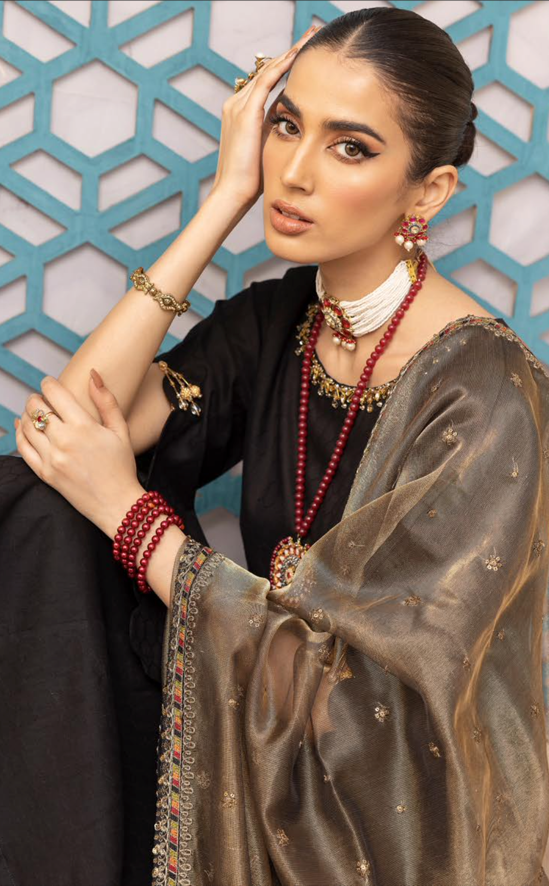 Black Mummy & Me Jacquard Sharara Ladies Suit