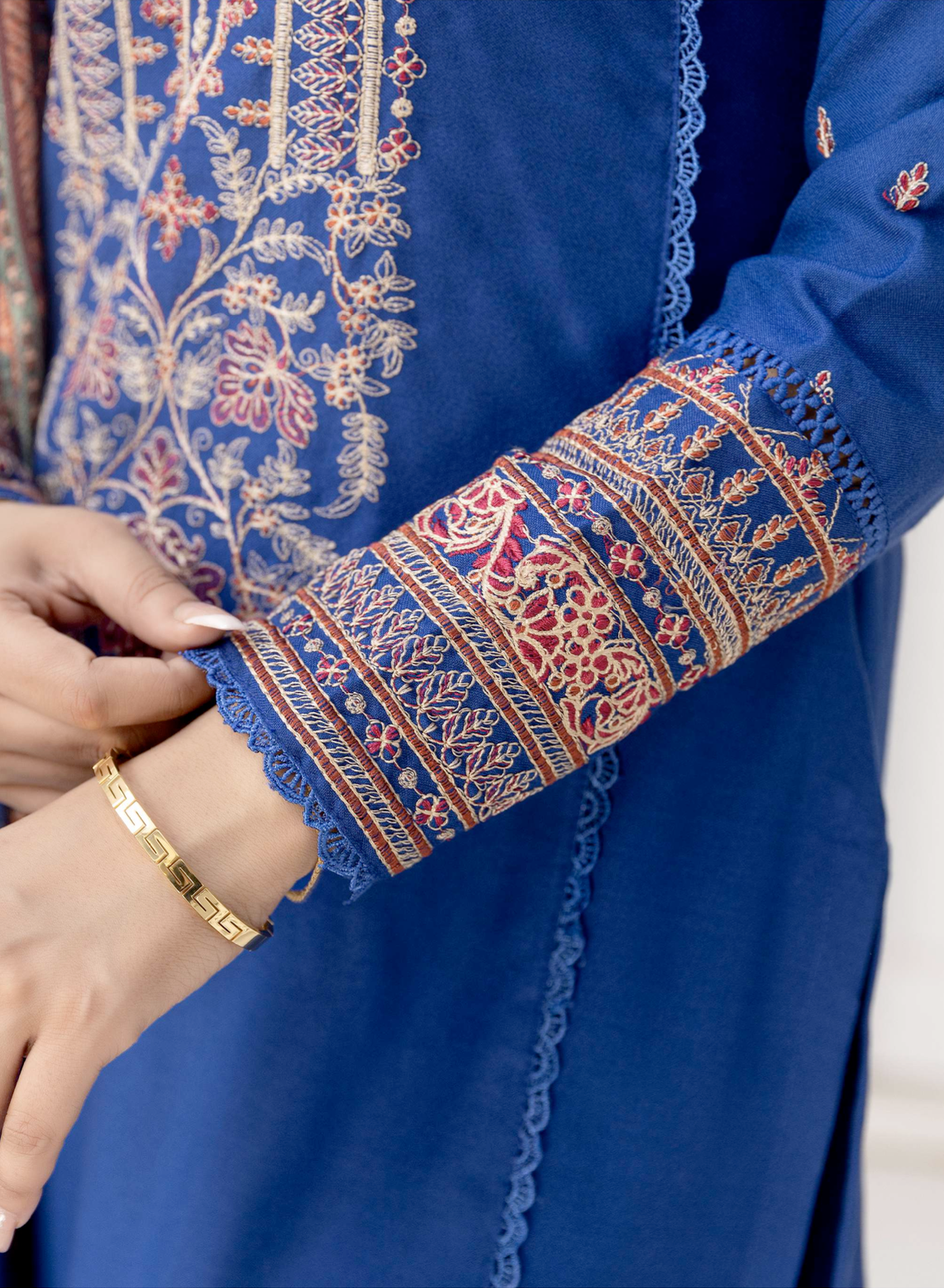 Blue 'Maahi' Dhanak Ladies Suit