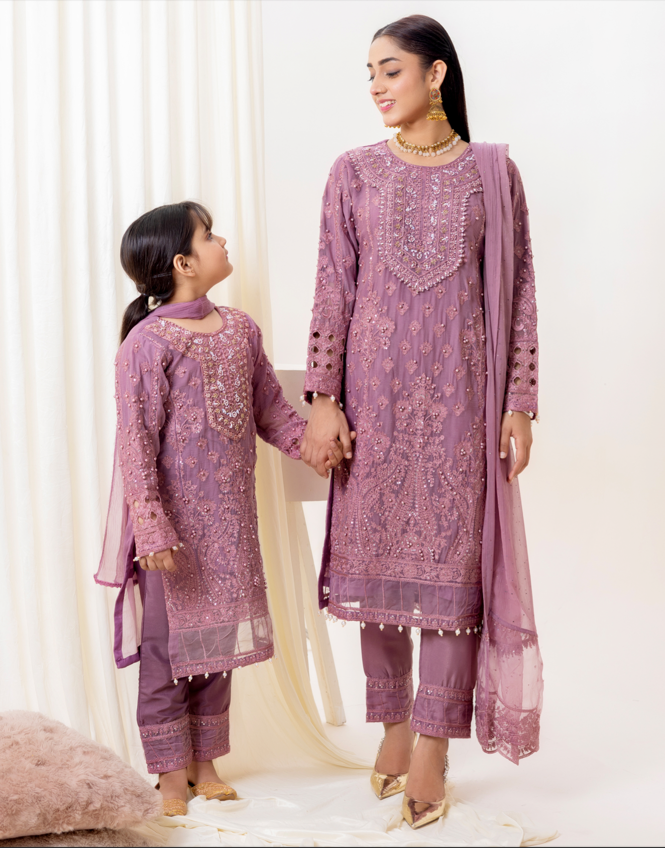 Lilac Pink 'Dastaan' Chiffon Girls Suit