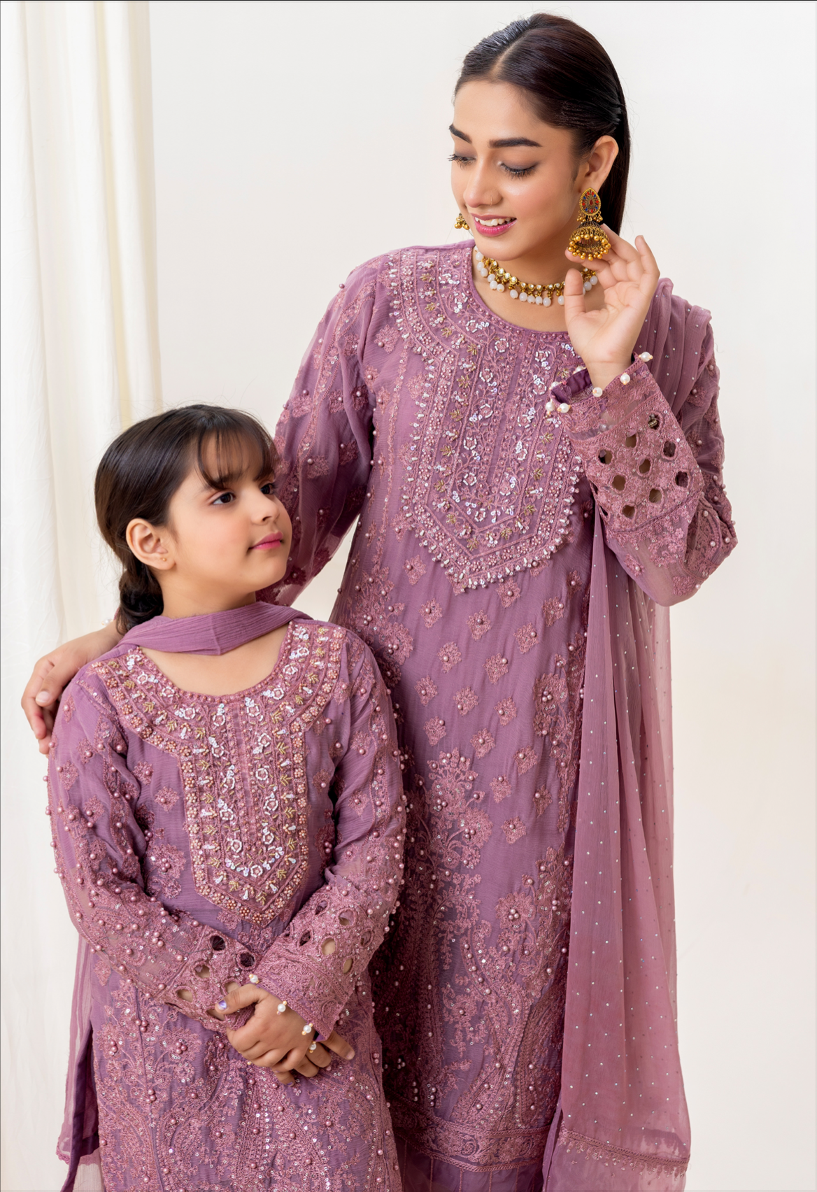 Lilac Pink 'Dastaan' Chiffon Girls Suit