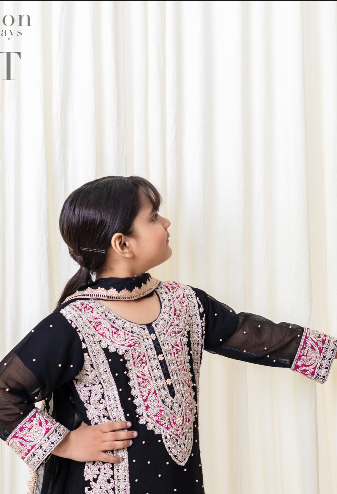 Black 'Naqsh' Chiffon Girls Suit