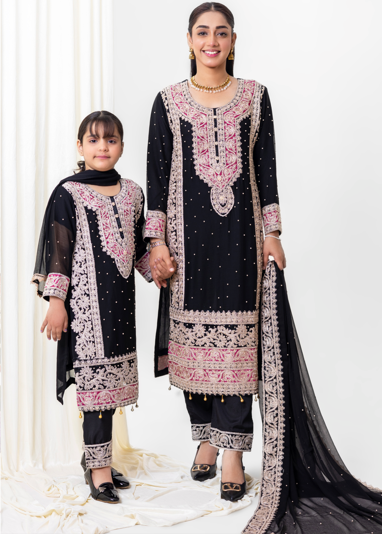 Black 'Naqsh' Chiffon Girls Suit