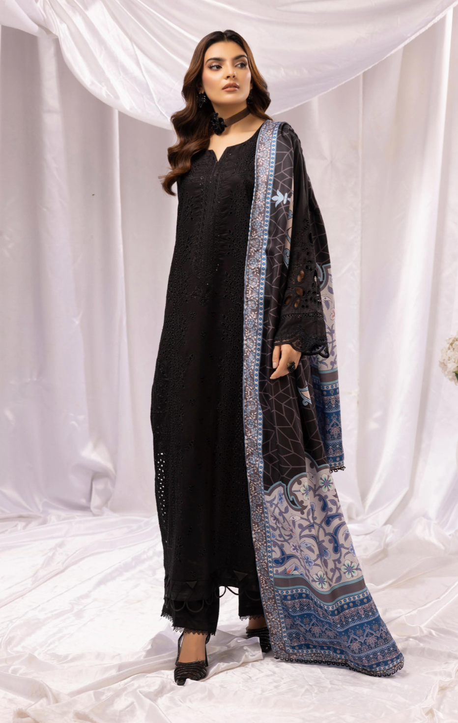 Black 'Aafreen' Dhanak Ladies Suit