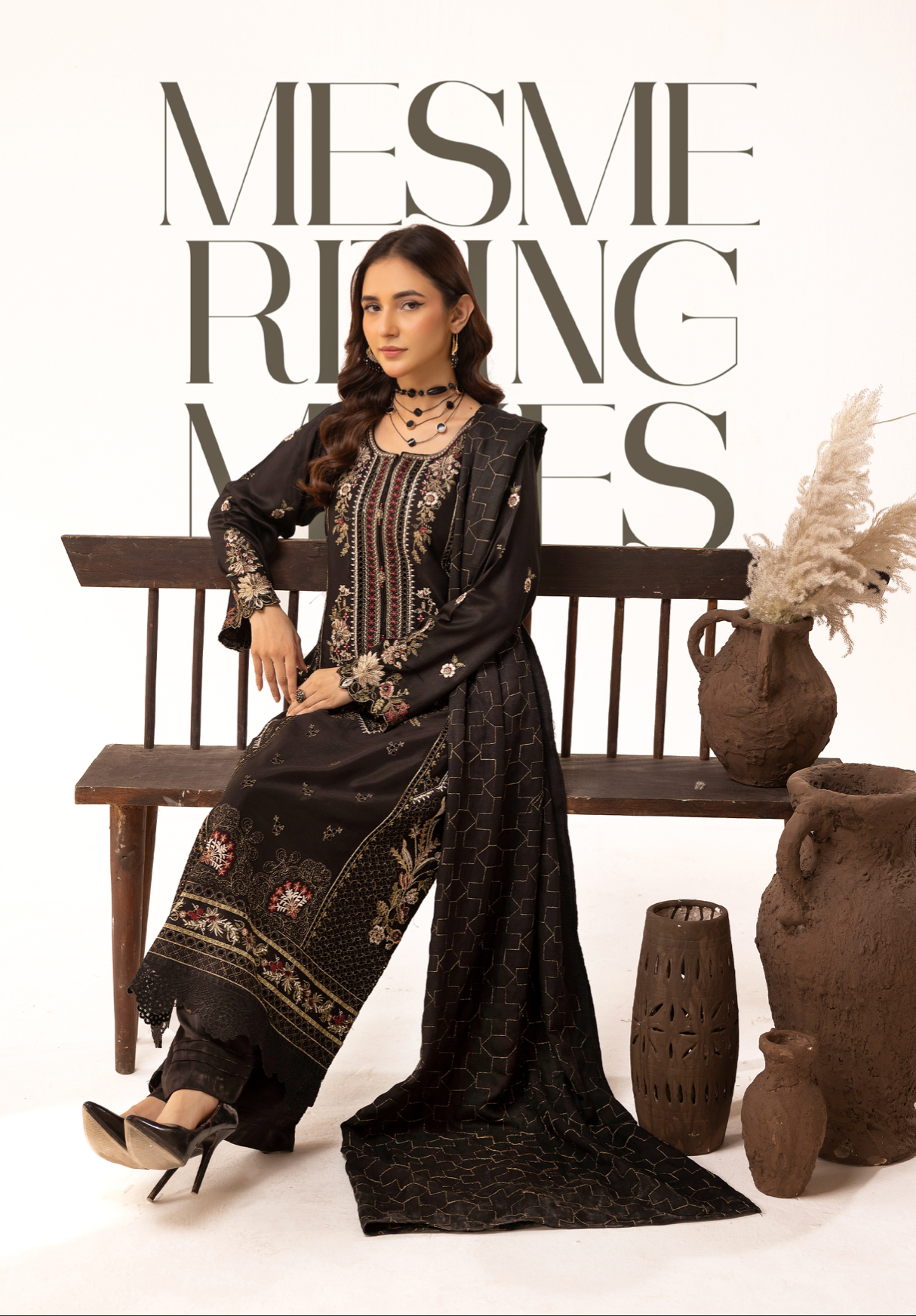 Black 'Ivy Kari' Dhanak Ladies Suit