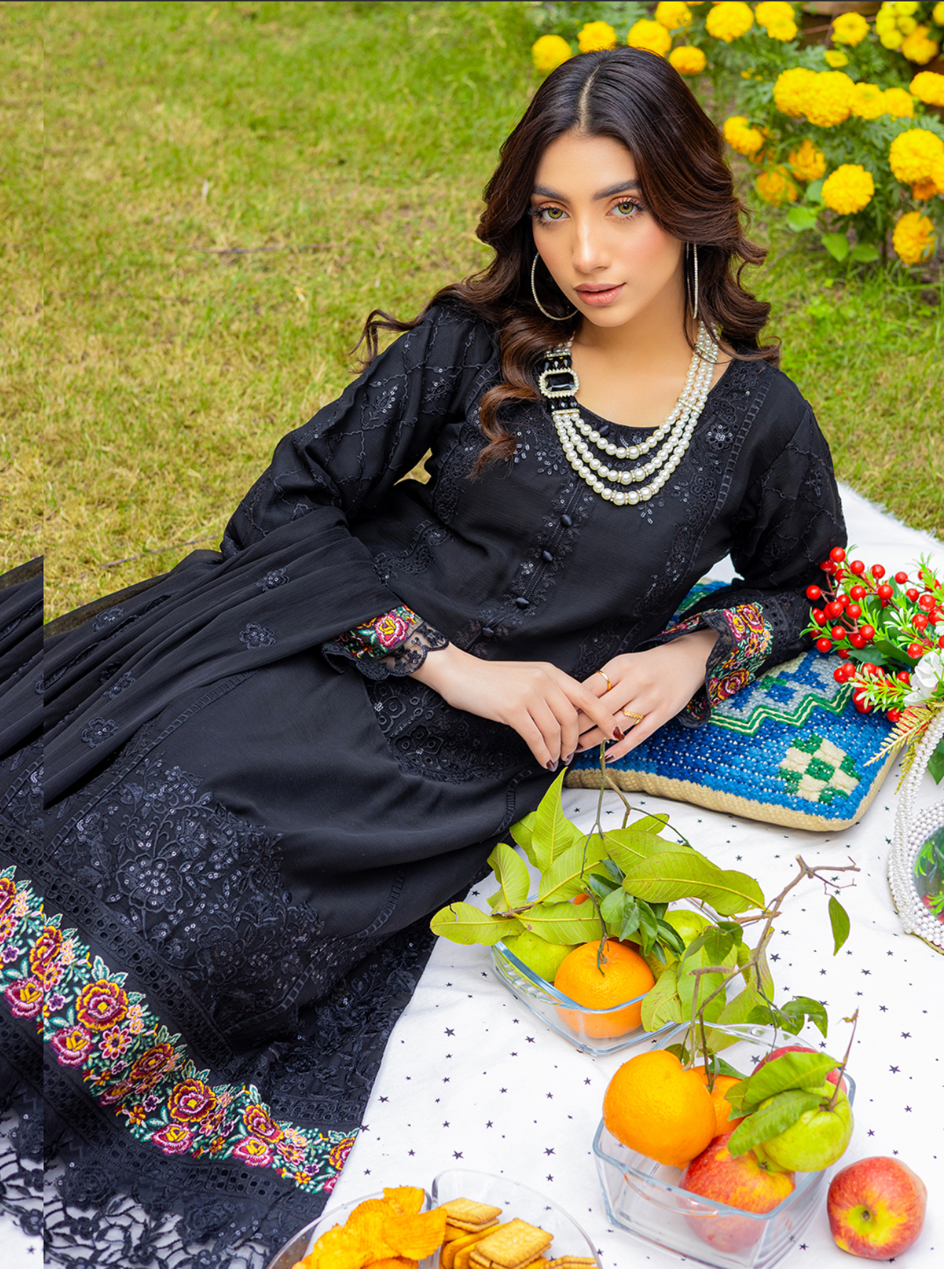 Black 'Andaaz' Chiffon Ladies Suit