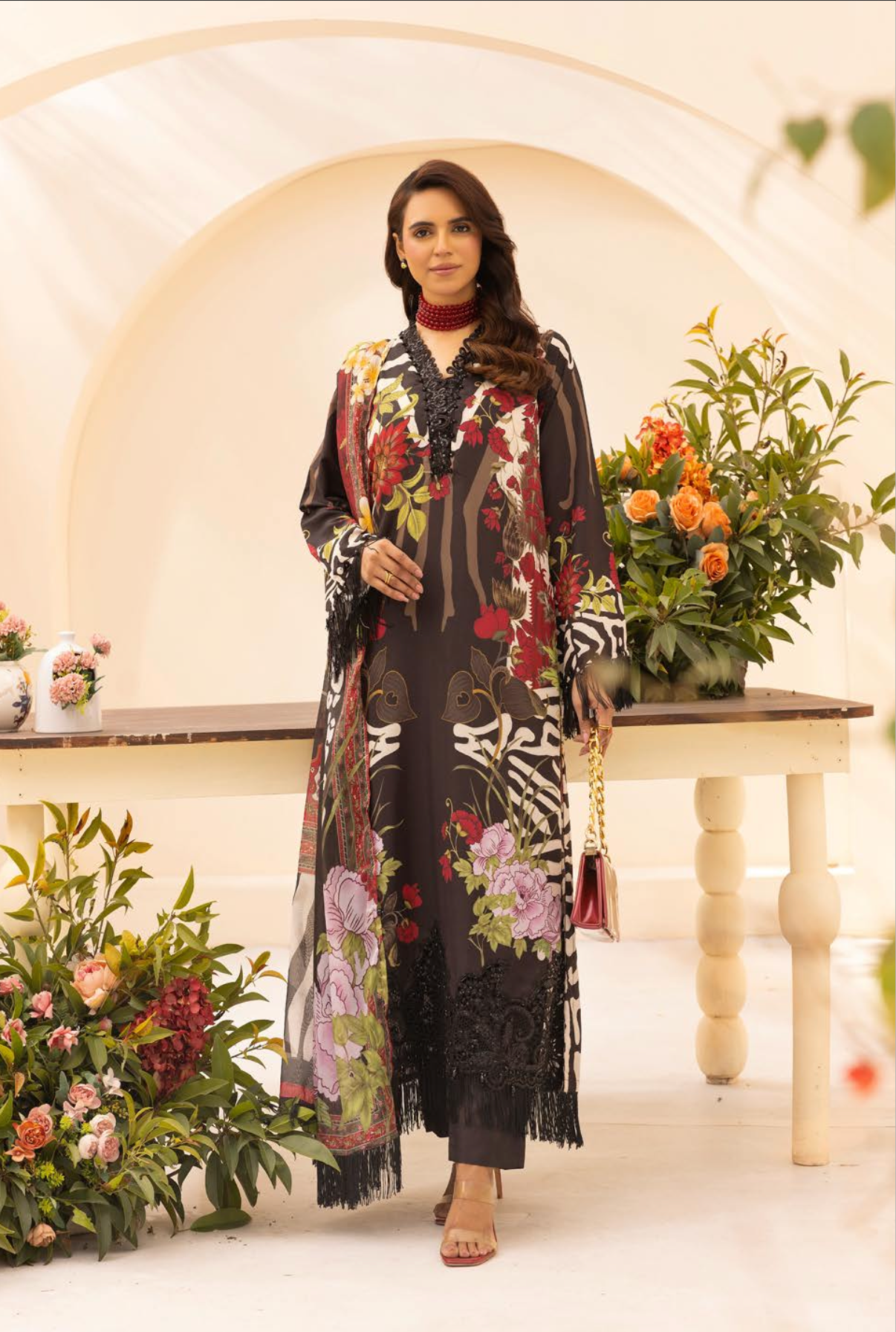 Black and Red 'M Prints' Linen Ladies Suit