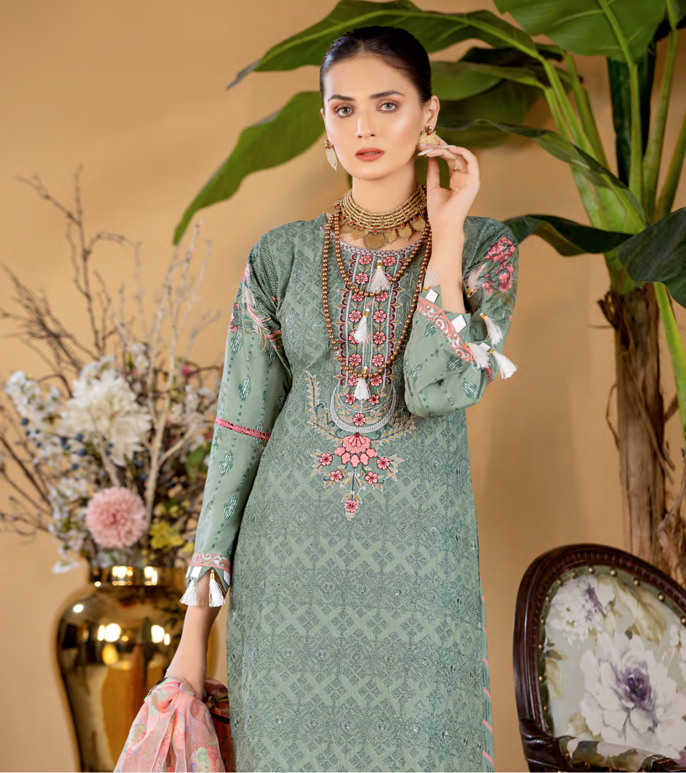 Green Munira Designer Linen Ladies Suit